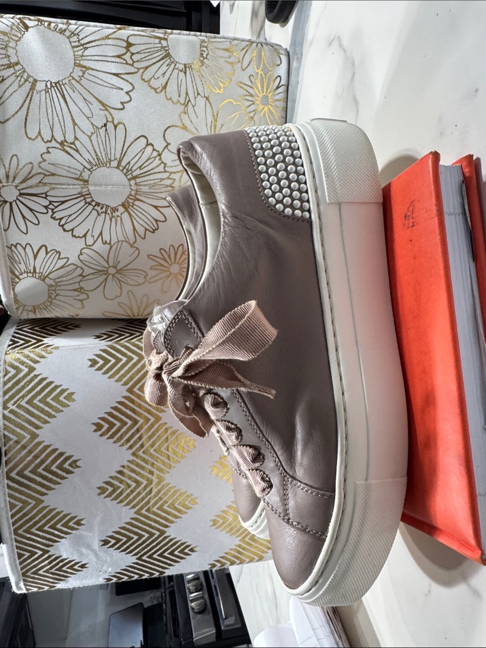 AGL Attilio Giusti Leombruni pearls embellished sneakers from Italy